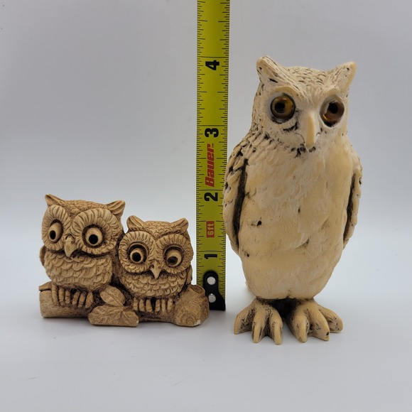Set of 2 Resin Owl Figurines Vintage Woodland Home Decor - Picture 3 of 8